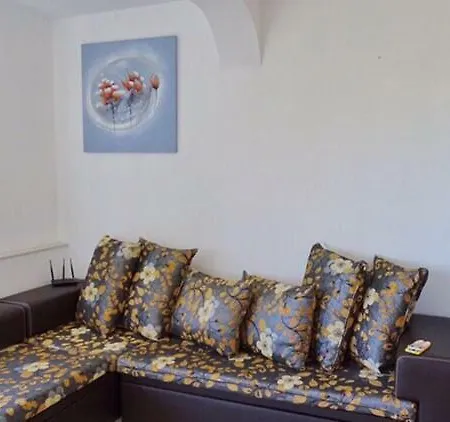 Jurnalist דירה *