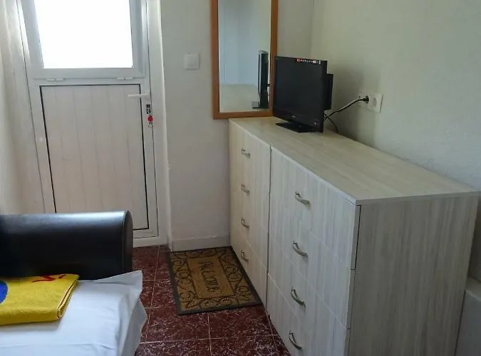 Jurnalist Apartament Varna